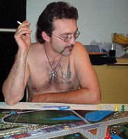 Herman (Kill & Destroy) qui analyse calmement la situation de ses pilotes.